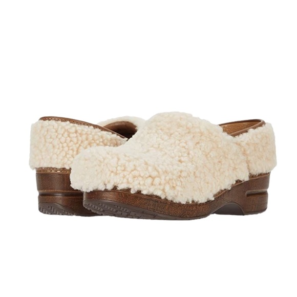 Dansko Shoes - Dansko Professional Shearling Fur Fuzzy Covered Cozy Clog Size EU 38 - 7.5 / 8